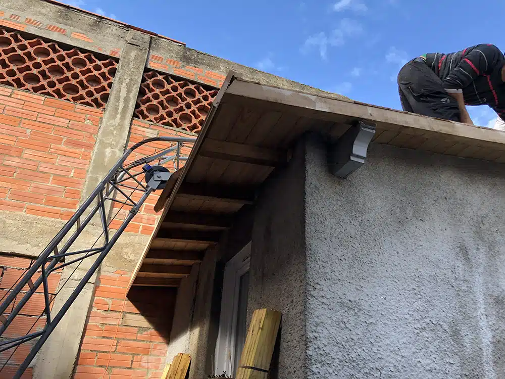 atout couverture réalisation toulouse minimes velux lambris finitions zinc 3